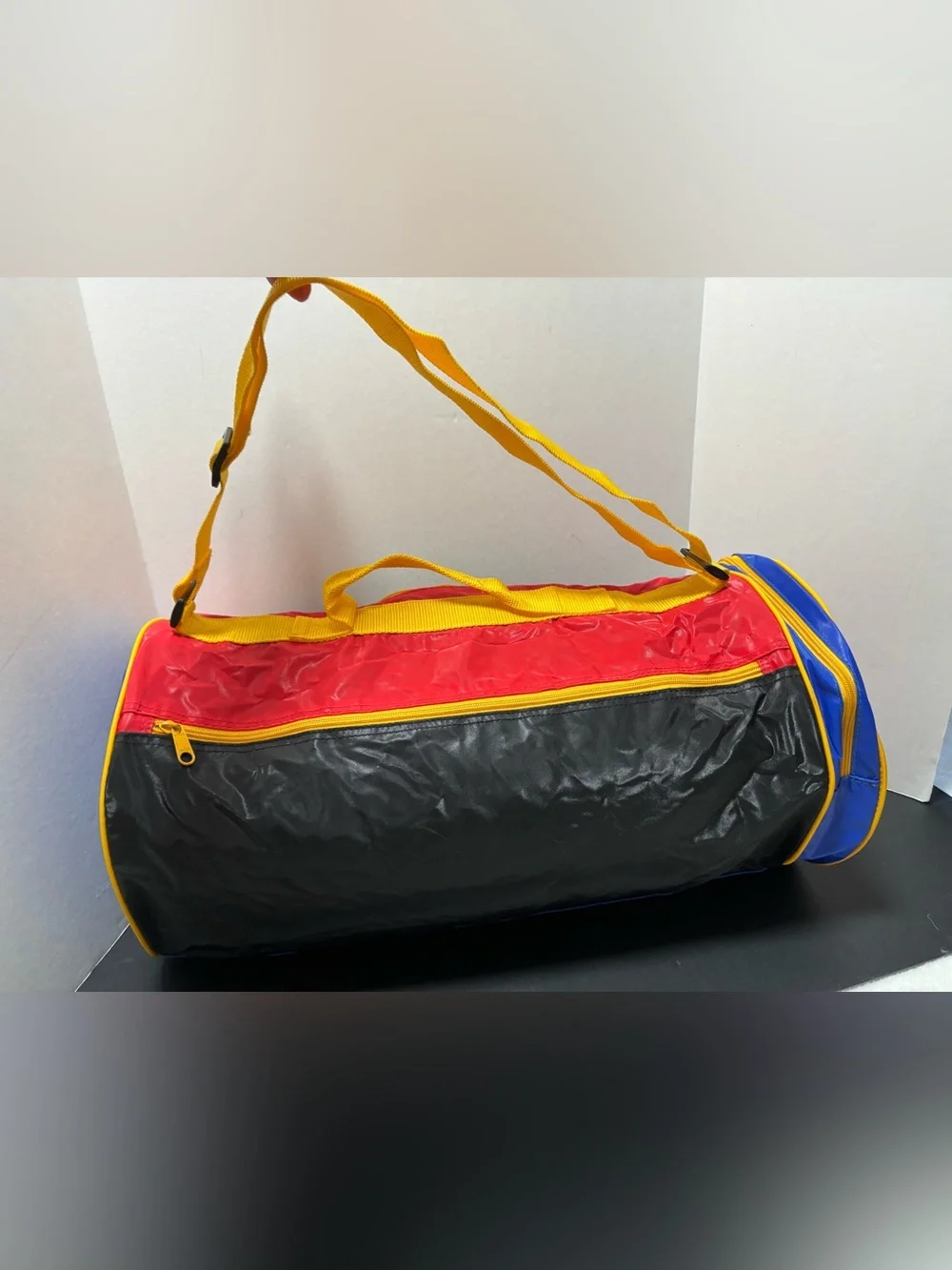 Vintage 1993 Looney Tunes All Stars Basketball Duffle Bag Black